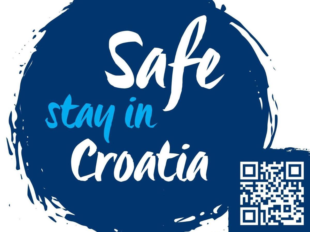 Ivan B&B, 5 Star Superior Room, Near The See And Park Novigrad Istria Εξωτερικό φωτογραφία